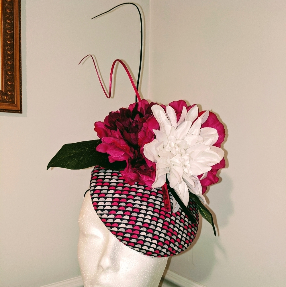 Headpiece Hat Fascinator Kentucky Derby Gold Cup